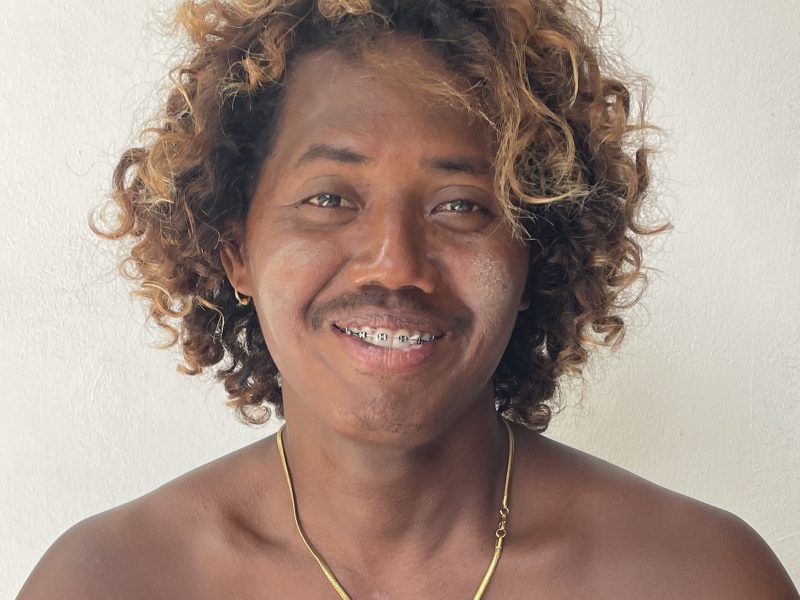 Surf coach Lalu