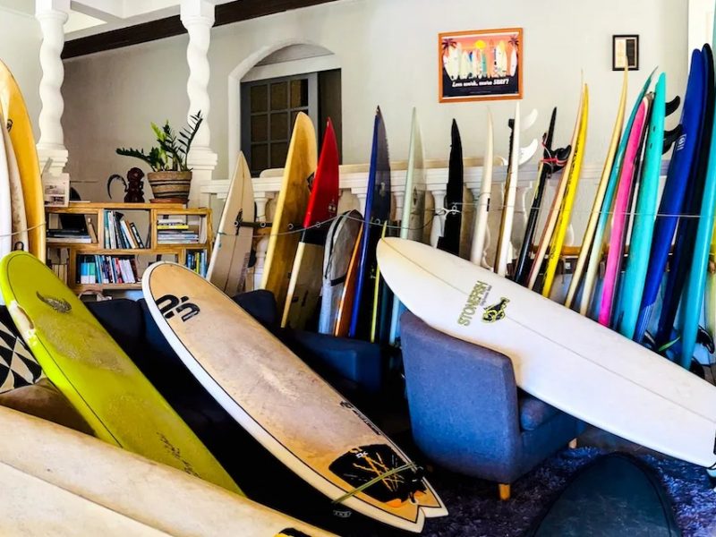 Ride together surfboard rental Tahiti