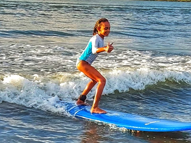 SURFRIDER TEAM WAVE SURFING INSTRUCTOR