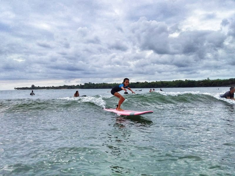 SURFRIDER TEAM WAVE SURFING INSTRUCTOR
