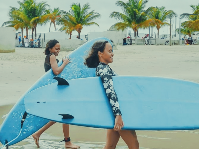 Surf lessons in Fort Lauderale, Florida