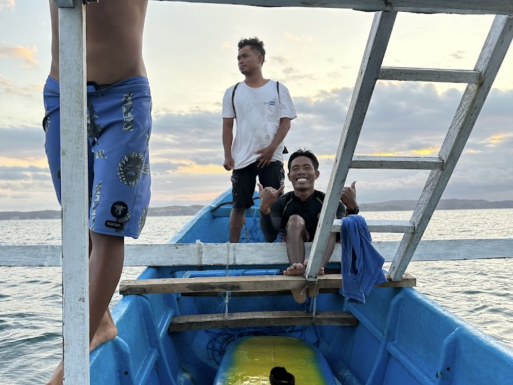 Ekas Boardriders Surflessons