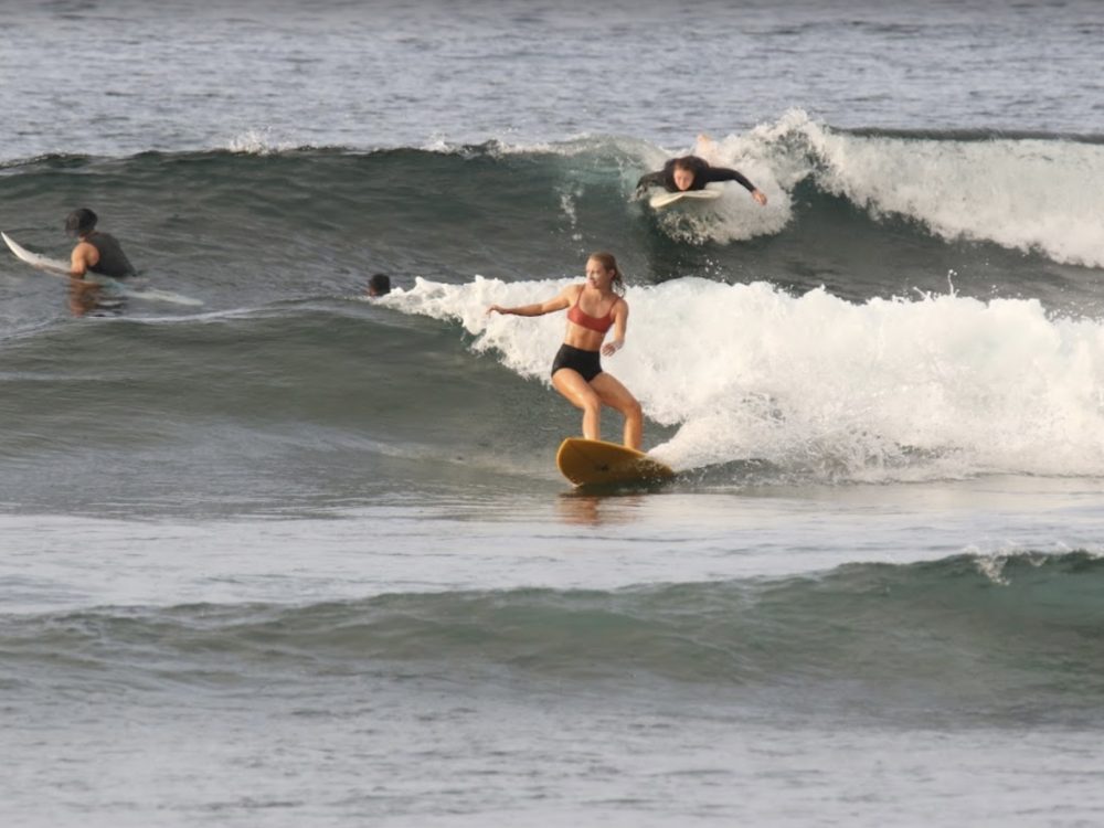 Ekas Boardriders Surflessons