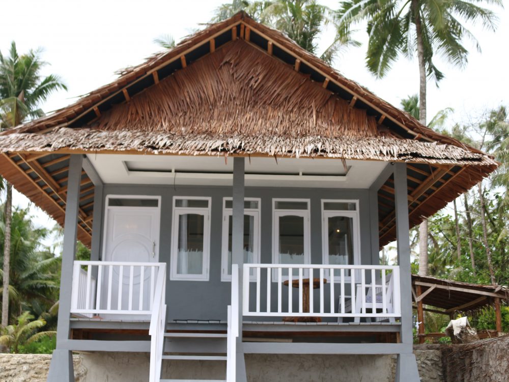 ina silvi cottage, Honeymoon cottage Room